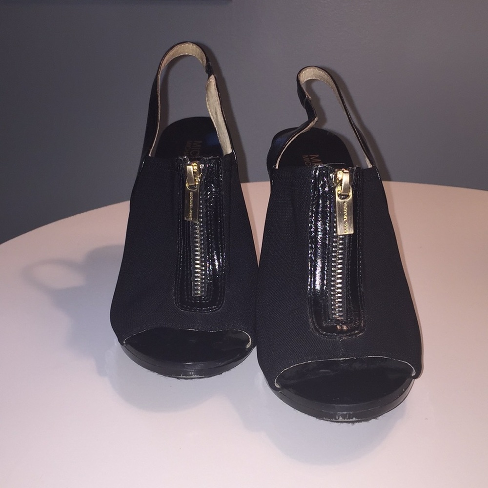 Michael Kors size 7.5 heels